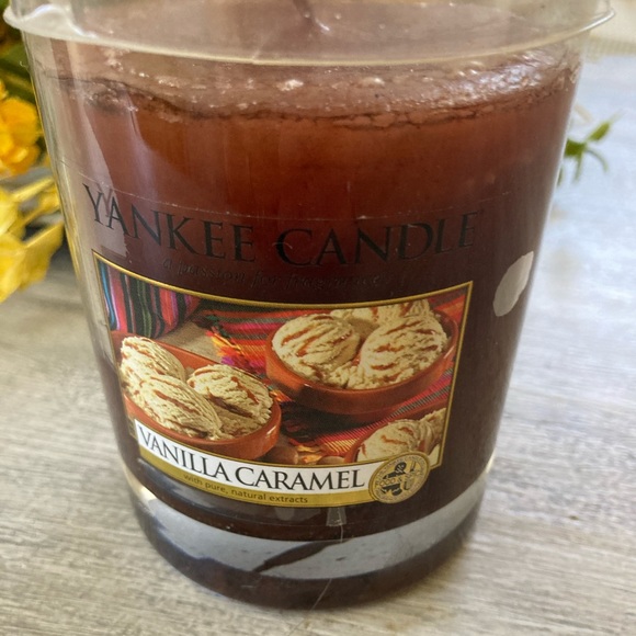 Vintage Yankee candle vanilla caramel